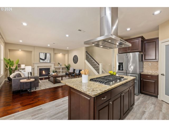 16917 Nw LYNCH Ln, Portland, OR 97229