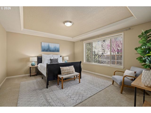 16917 Nw LYNCH Ln, Portland, OR 97229