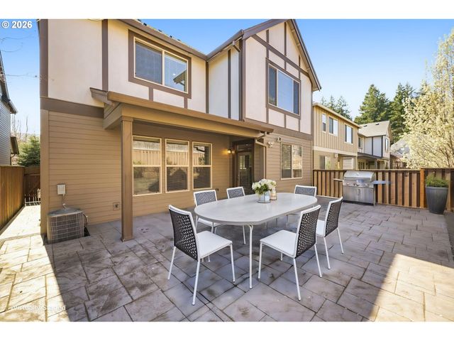 16917 Nw LYNCH Ln, Portland, OR 97229