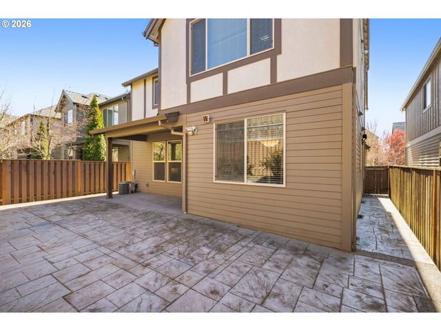 16917 Nw LYNCH Ln, Portland, OR 97229