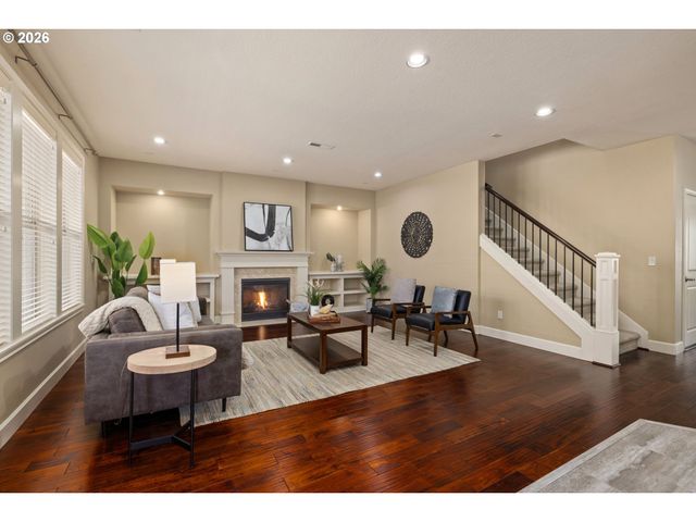 16917 Nw LYNCH Ln, Portland, OR 97229