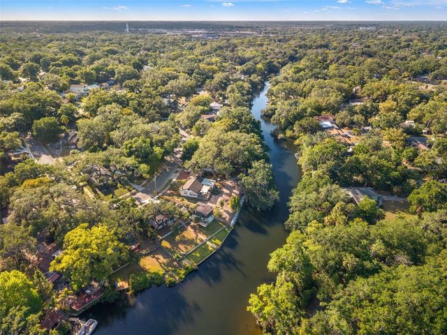 1502 E PARK CIRCLE, Tampa, FL 33610