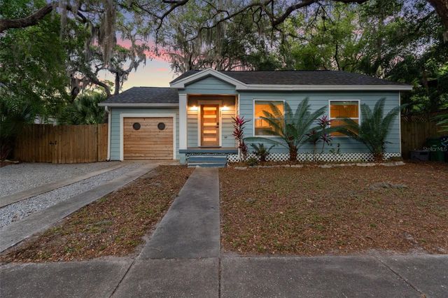 1502 E PARK CIRCLE, Tampa, FL 33610