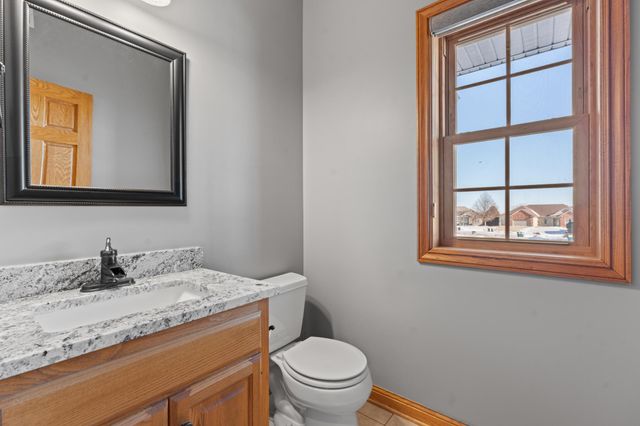 5005 Scenic Oak Drive SW, Rochester, MN 55902