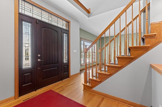 5005 Scenic Oak Drive SW, Rochester, MN 55902