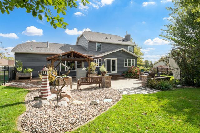 5005 Scenic Oak Drive SW, Rochester, MN 55902