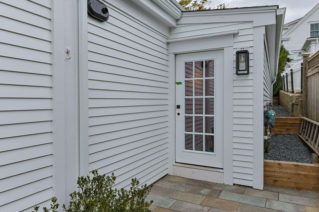 404 Commercial Street UNIT 1, Provincetown, MA 02657