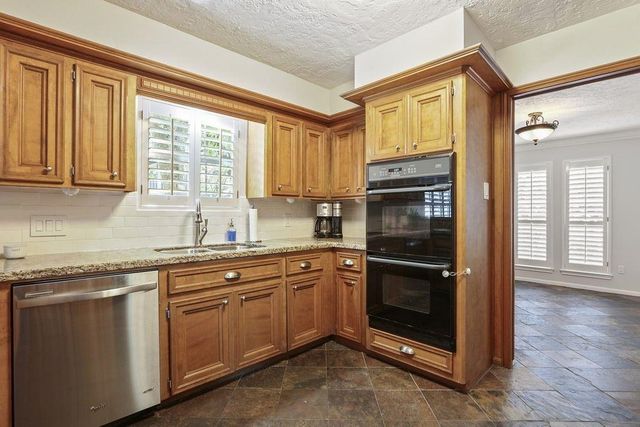 3414 Sycamore Shadows Drive, Kingwood, TX 77339