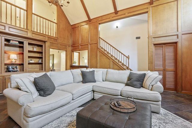 3414 Sycamore Shadows Drive, Kingwood, TX 77339