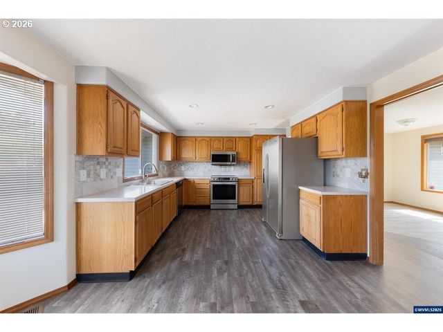 875 JEV Ct, Salem, OR 97304