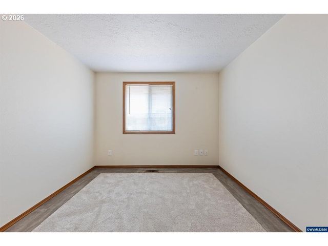 875 JEV Ct, Salem, OR 97304