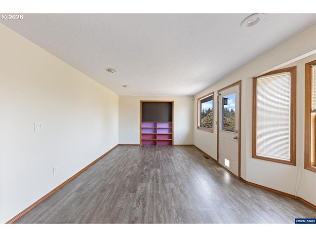 875 JEV Ct, Salem, OR 97304