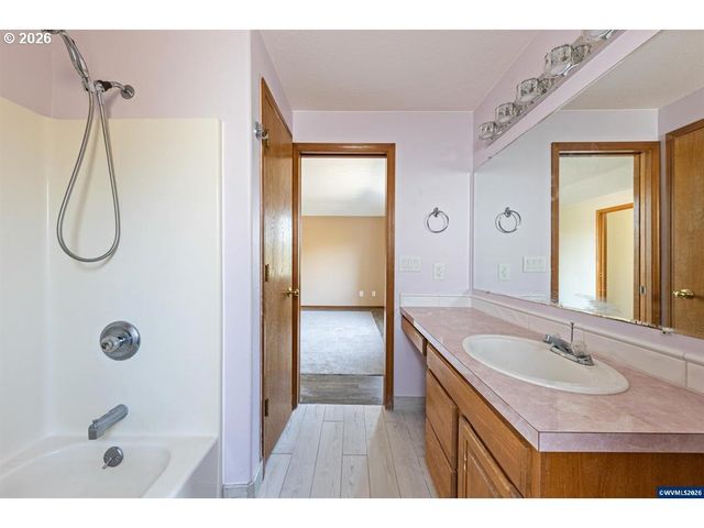 875 JEV Ct, Salem, OR 97304