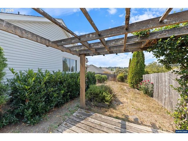 875 JEV Ct, Salem, OR 97304