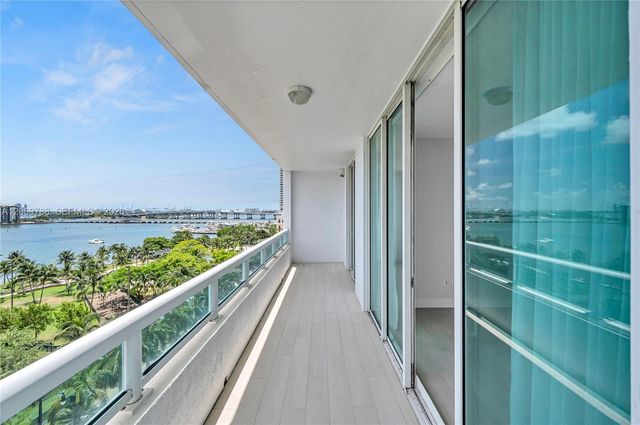 1800 N Bayshore Drive 809, Miami, FL 33132