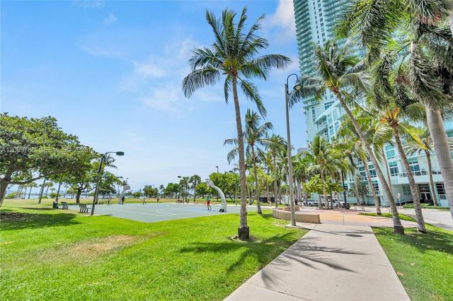 1800 N Bayshore Drive 809, Miami, FL 33132