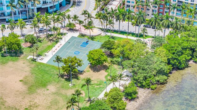 1800 N Bayshore Drive 809, Miami, FL 33132