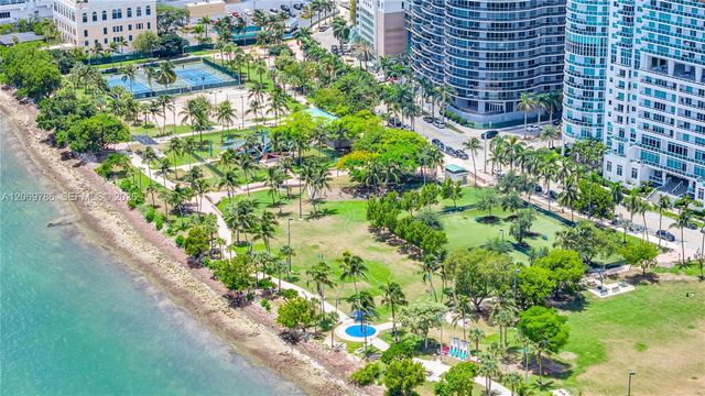 1800 N Bayshore Drive 809, Miami, FL 33132