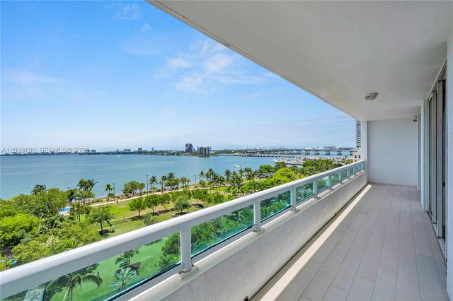 1800 N Bayshore Drive 809, Miami, FL 33132