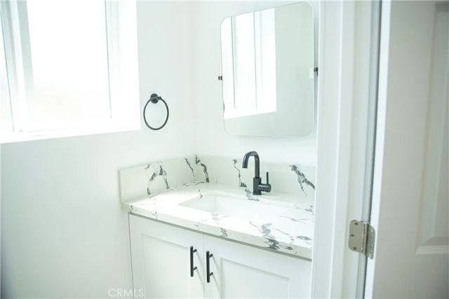 3046 west Boulevard, Los Angeles, CA 90016