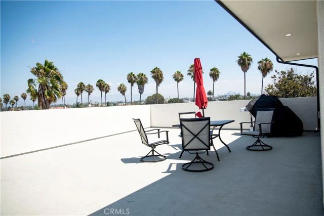 3046 west Boulevard, Los Angeles, CA 90016