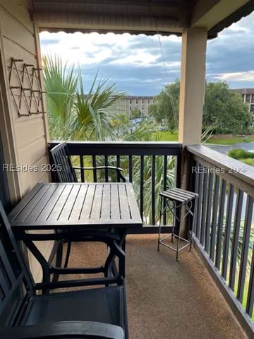 40 Folly Field Rd Apt E17, Hilton Head Island, SC 29928