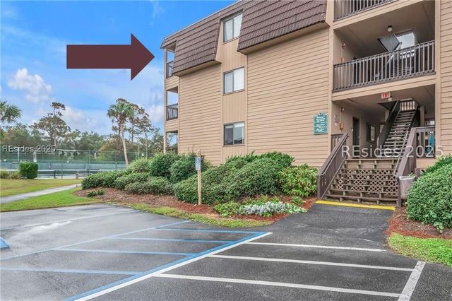 40 Folly Field Rd Apt E17, Hilton Head Island, SC 29928