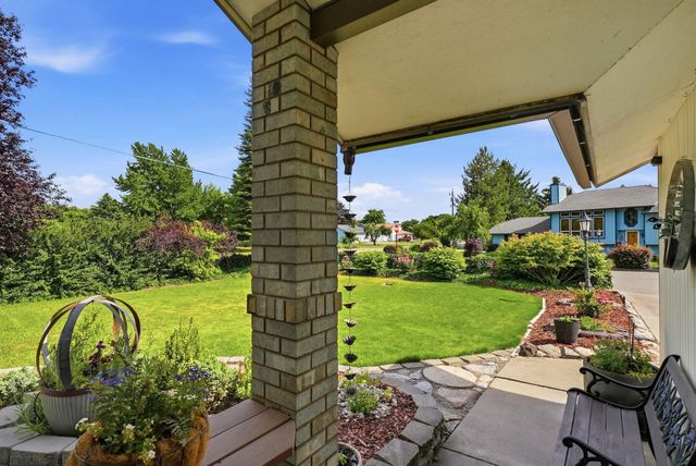 13823 E Crown Ave, Spokane, WA 99216