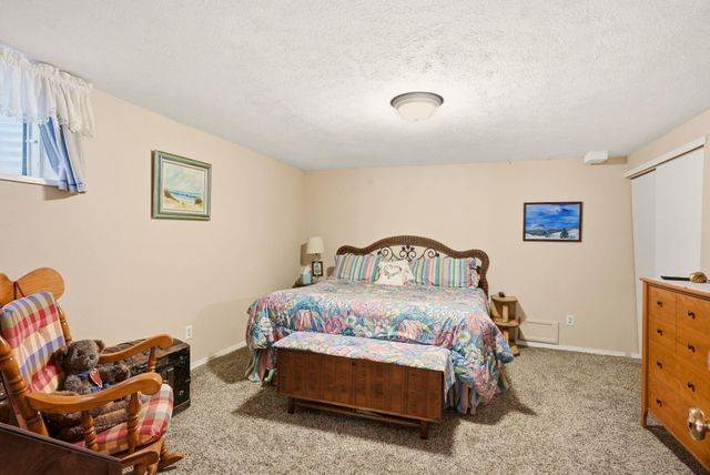 13823 E Crown Ave, Spokane, WA 99216