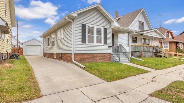 1415 Lenz COURT, Sheboygan, WI 53083