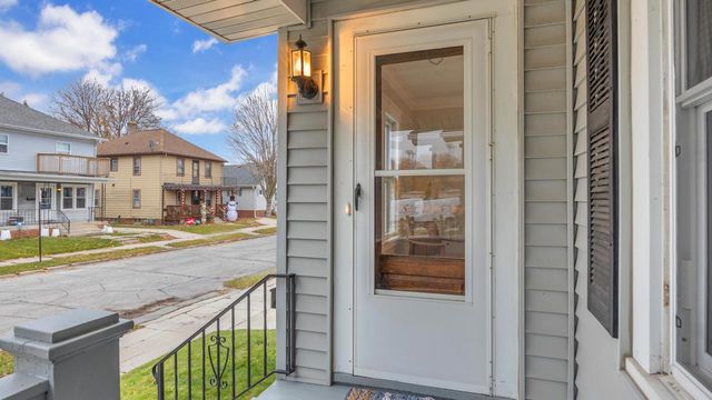 1415 Lenz COURT, Sheboygan, WI 53083