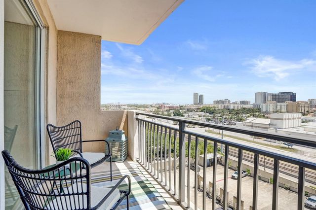 616 Clearwater Park Road 1107, West Palm Beach, FL 33401