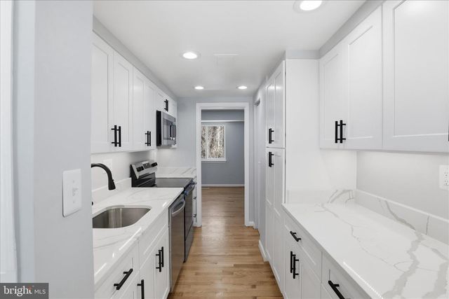 6027 BONNIE BERN CT, Burke, VA 22015