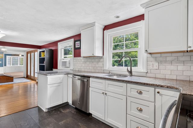 205 Coolidge Drive, Portsmouth, NH 03801