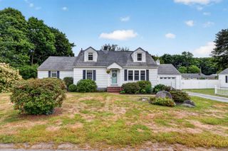205 Coolidge Drive, Portsmouth, NH 03801
