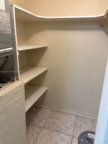 16215 NE 18th Ct 212, North Miami Beach, FL 33162