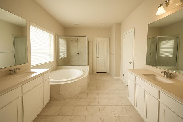 2303 Lannister Street, Mansfield, TX 76063