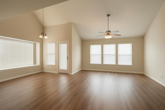 2303 Lannister Street, Mansfield, TX 76063