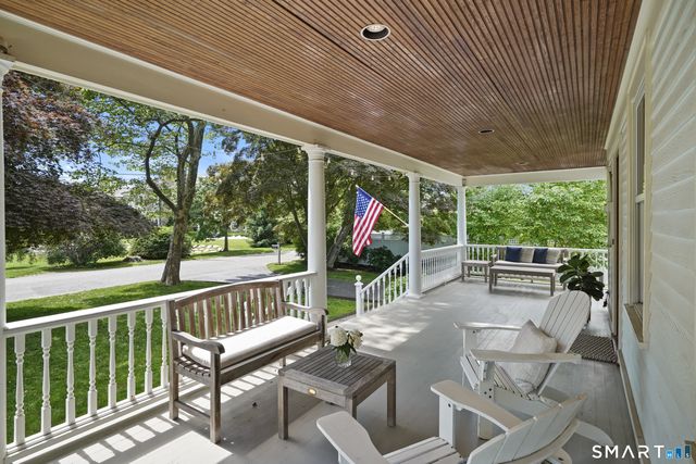 2 Wahneta Road, Greenwich, CT 06870