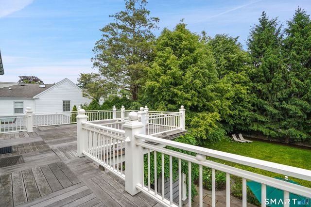 2 Wahneta Road, Greenwich, CT 06870