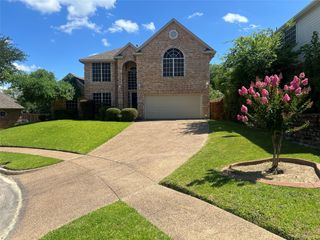 517 Cartgate Lane, Grand Prairie, TX 75052