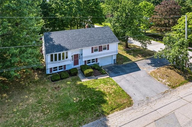 614 Bound Road, Woonsocket, RI 02895