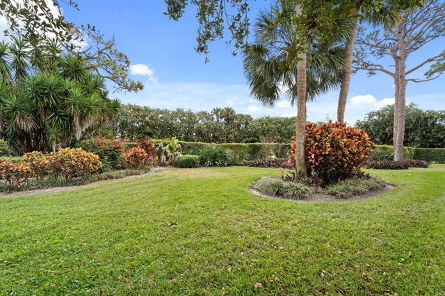6581 SE Baltusrol Terrace, Stuart, FL 34997