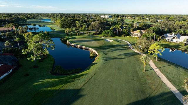 6581 SE Baltusrol Terrace, Stuart, FL 34997