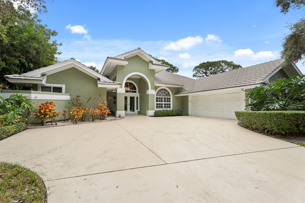 6581 SE Baltusrol Terrace, Stuart, FL 34997