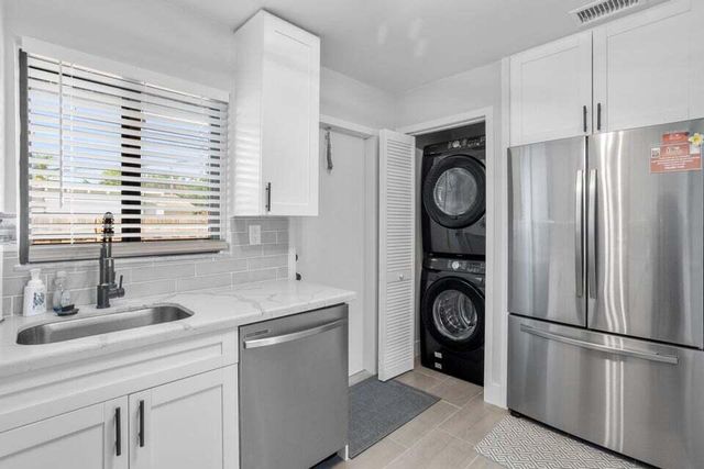 2013 Wilkins Avenue, West Palm Beach, FL 33401