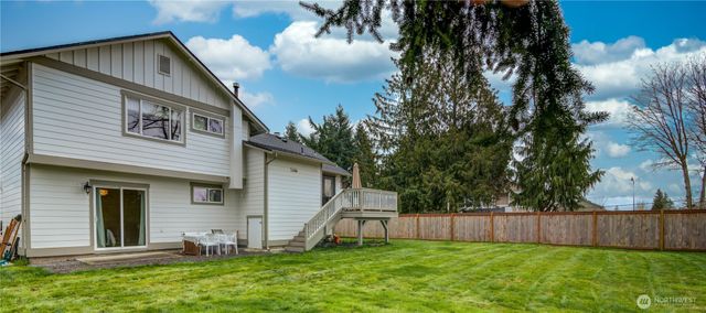 27115 212th Place SE, Maple Valley, WA 98038