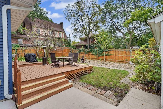 101 Elston Avenue, Waterloo, IA 50701