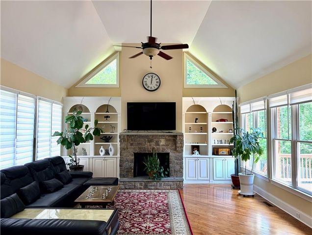 2201 Hunters Green Drive, Lawrenceville, GA 30043