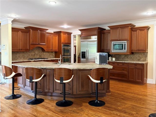 2201 Hunters Green Drive, Lawrenceville, GA 30043